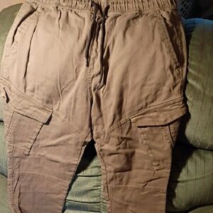 Brooklyn Cloth Men's Cargo Joggers in Olive Drab